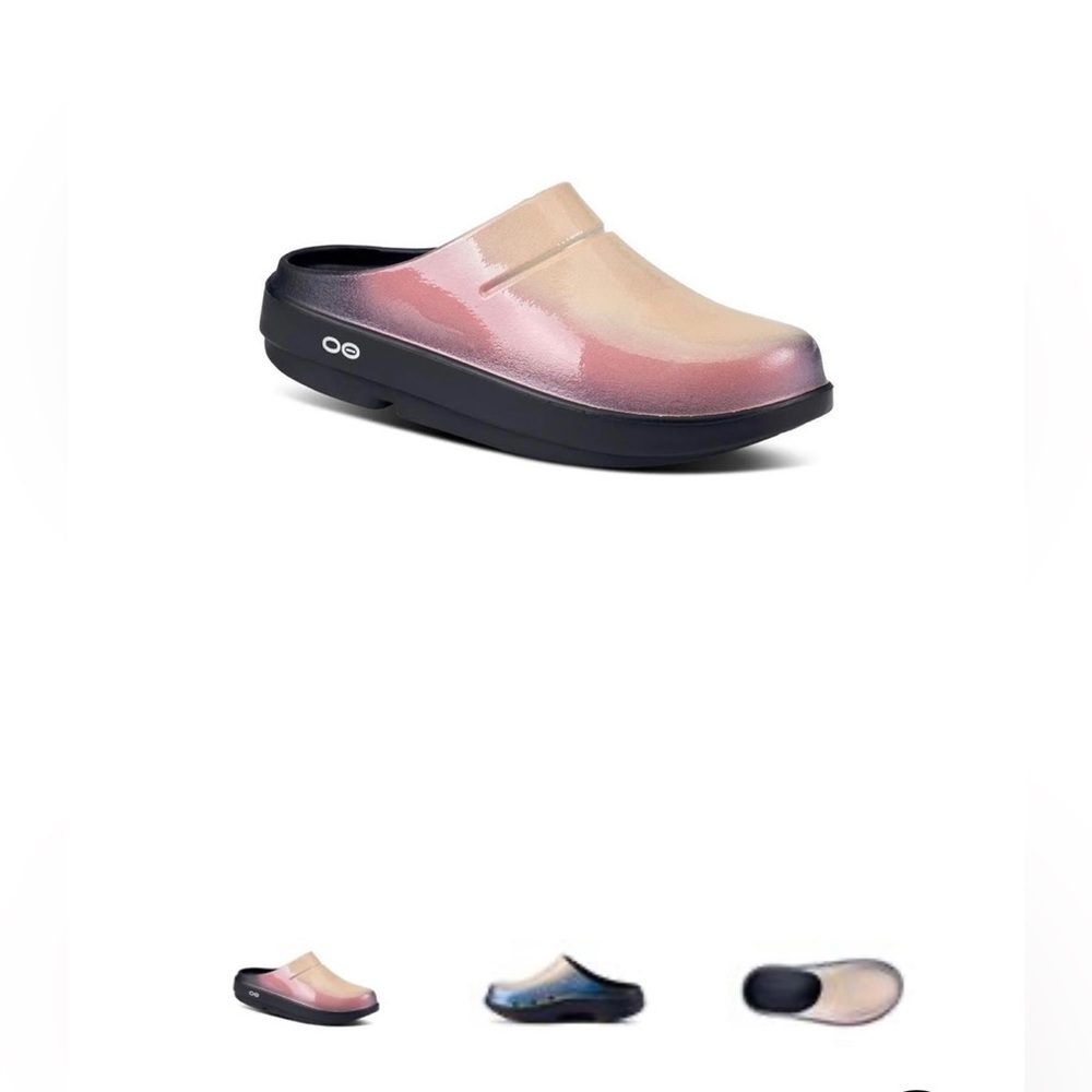 *SOLD* Oofos Sunset Luxe Oocloog